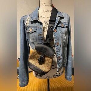 Coach Authentic Hudson Small Sling Bag